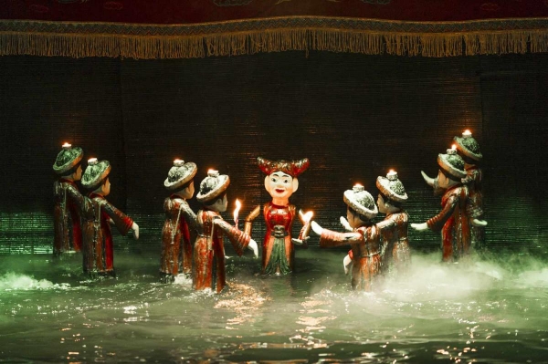 Hanoi - Halong - Ninh Binh - Water Puppet show - Buffet dinner (5ds 4ns Package)